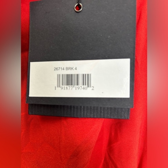 IEENA FOR MAC DUGGAL 26714 NWT
Ruched Long Sleeve Cowl Neck Gown - Picture 7 of 9